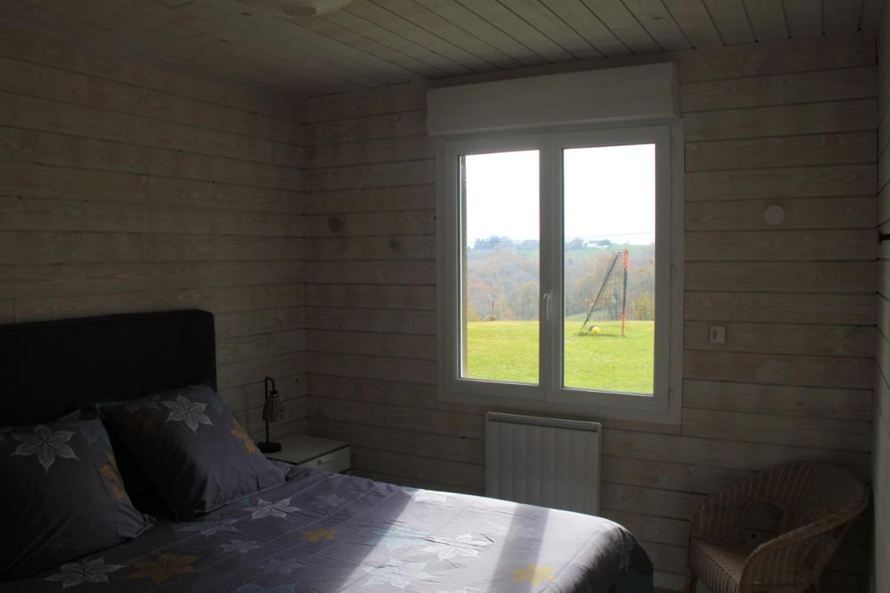 Gite De La Tuillere, Maison Contemporaine En Bois Avec Vue Et Piscine Saint-Aulaire Exterior foto
