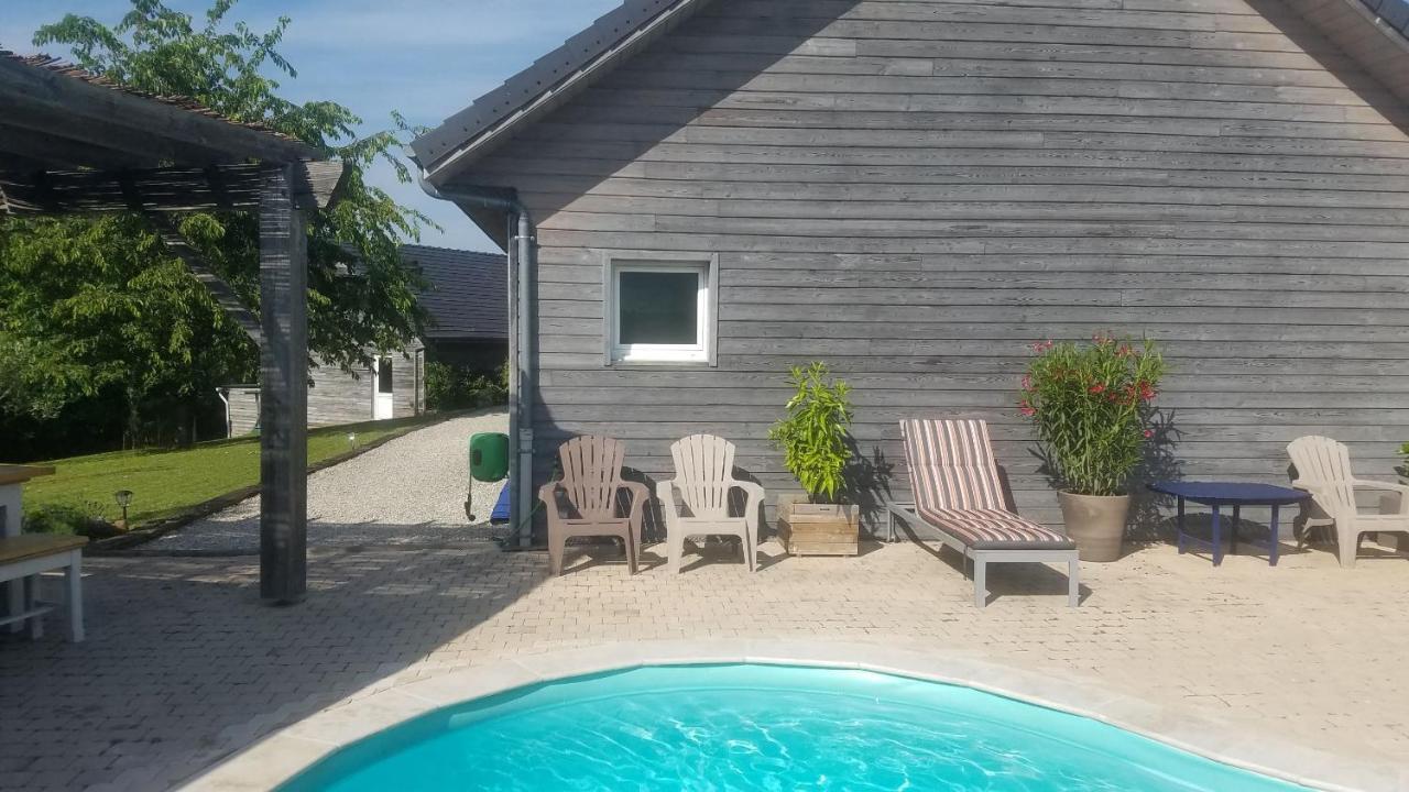 Gite De La Tuillere, Maison Contemporaine En Bois Avec Vue Et Piscine Saint-Aulaire Exterior foto