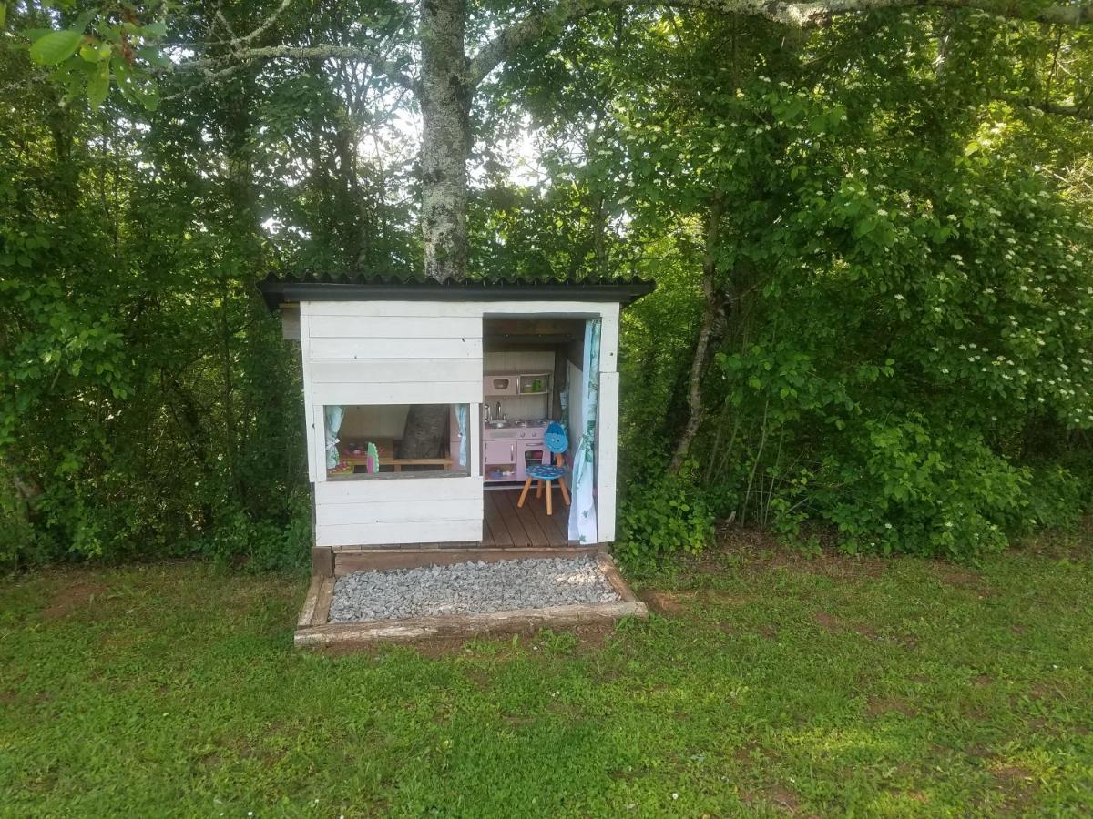 Gite De La Tuillere, Maison Contemporaine En Bois Avec Vue Et Piscine Saint-Aulaire Exterior foto