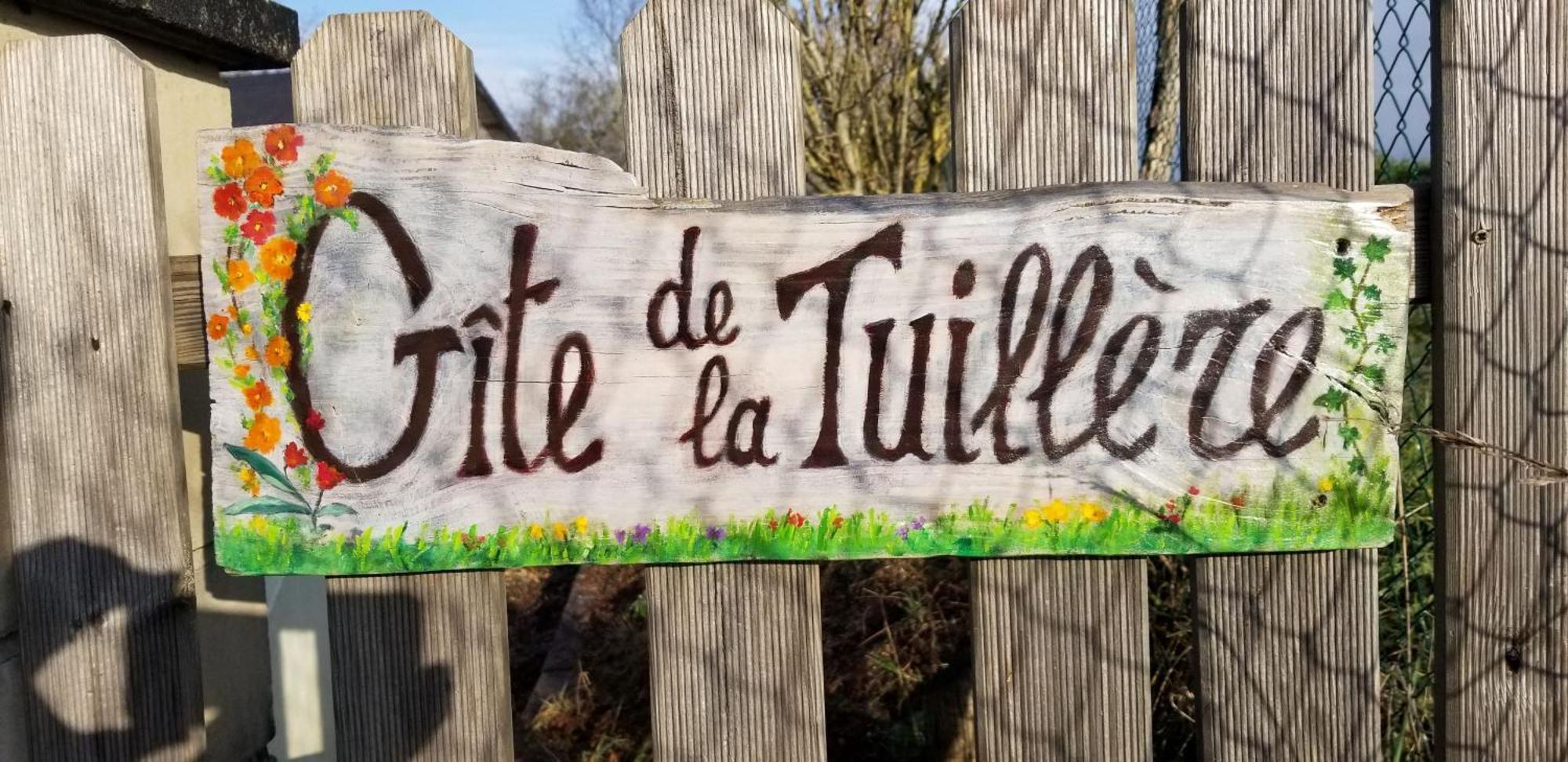 Gite De La Tuillere, Maison Contemporaine En Bois Avec Vue Et Piscine Saint-Aulaire Exterior foto
